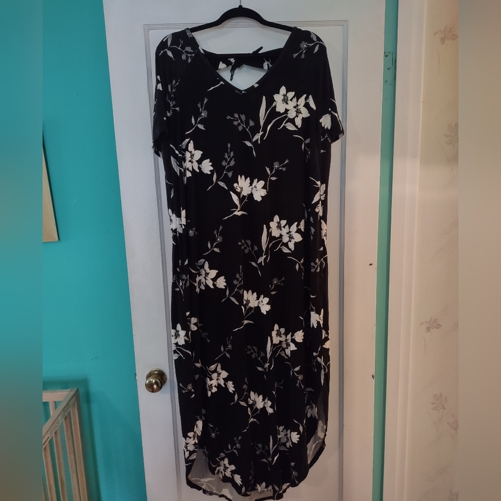 Latched Mama dolman Maxi
